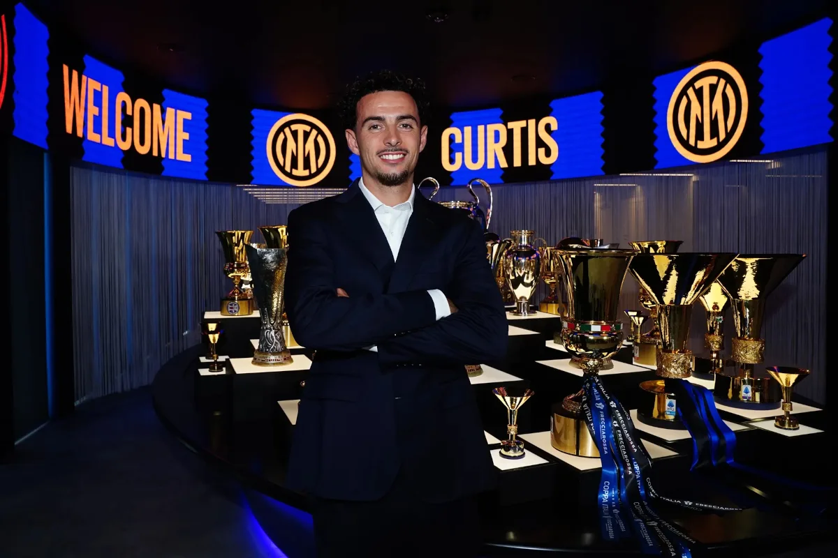 Inter Resmi Rekrut Curtis Jones dari Liverpool: €30 Juta Plus Bonus, Bekuk Negosiasi Panjang