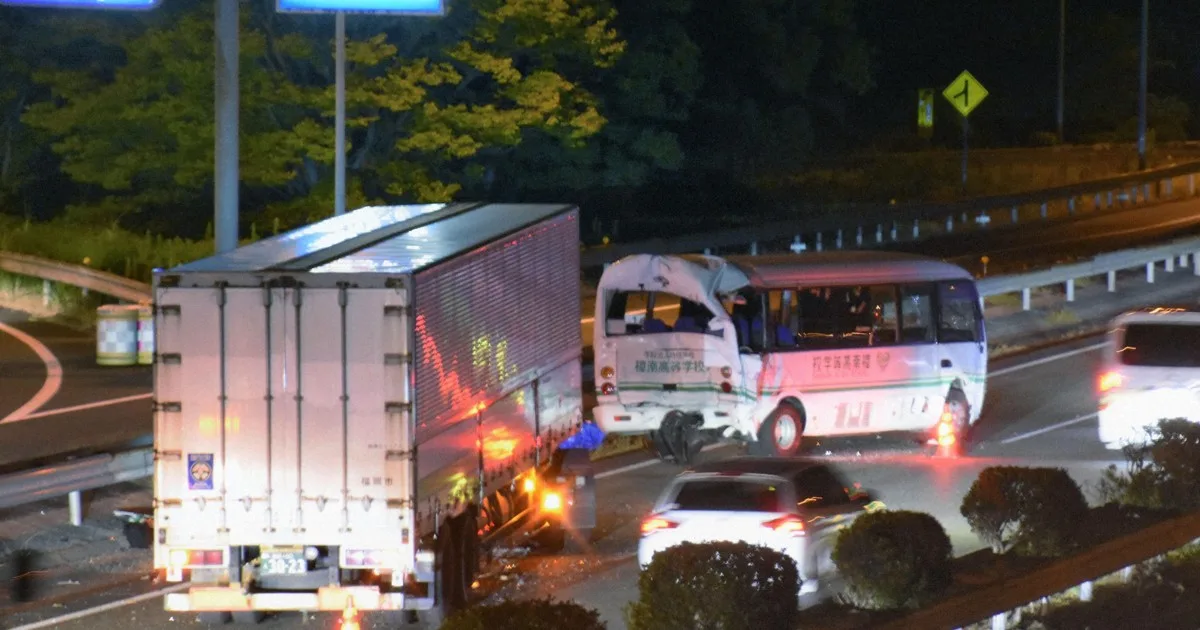 Kecelakaan Beruntun di Jepang: 11 Pelajar dan Guru Terluka, Truk Diduga Menabrak dari Belakang