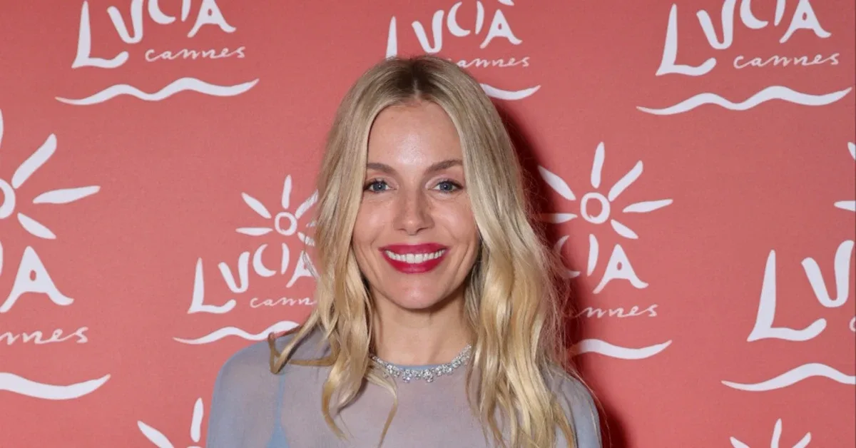 Sienna Miller: Kehamilan di Usia 40-an, Kebahagiaan yang Tak Terduga