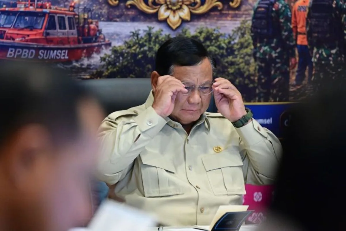 Prabowo Perintahkan Penambahan APD dan Masker ke Wilayah Karhutla: Logistik Jadi Prioritas