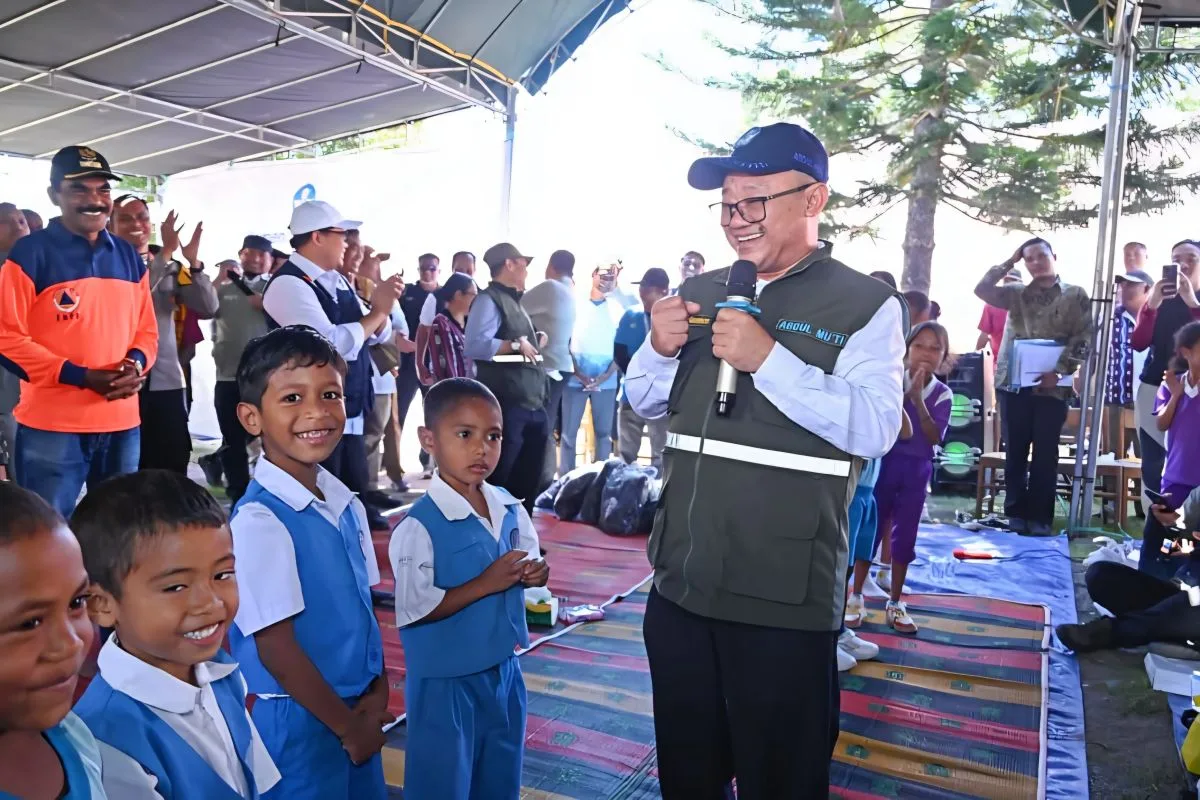 Pulihkan Sekolah Flores, Kemendikdasmen Gelontorkan Rp860 Juta dan Janjikan Revitalisasi 2026