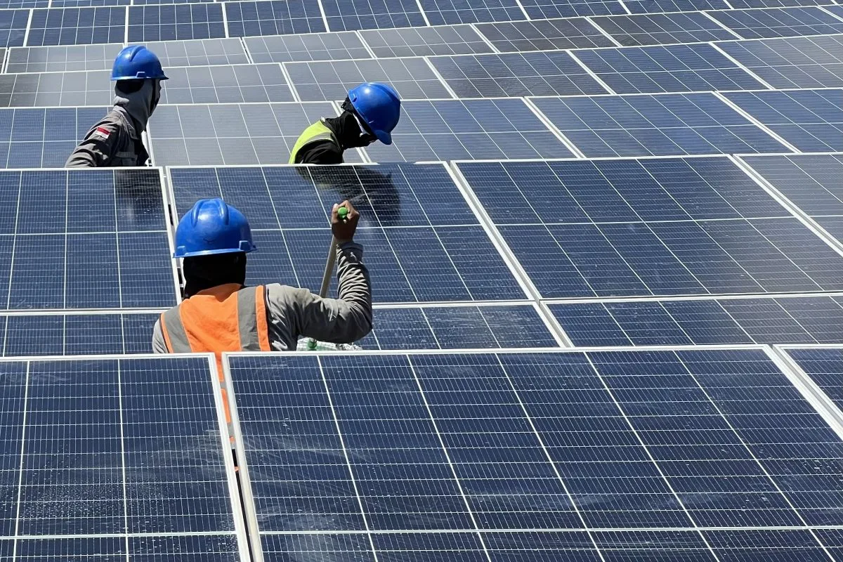 Target 100 GWp: Pemerintah Prioritaskan Desa tanpa Listrik, Ini Dampaknya bagi Ekonomi Lokal