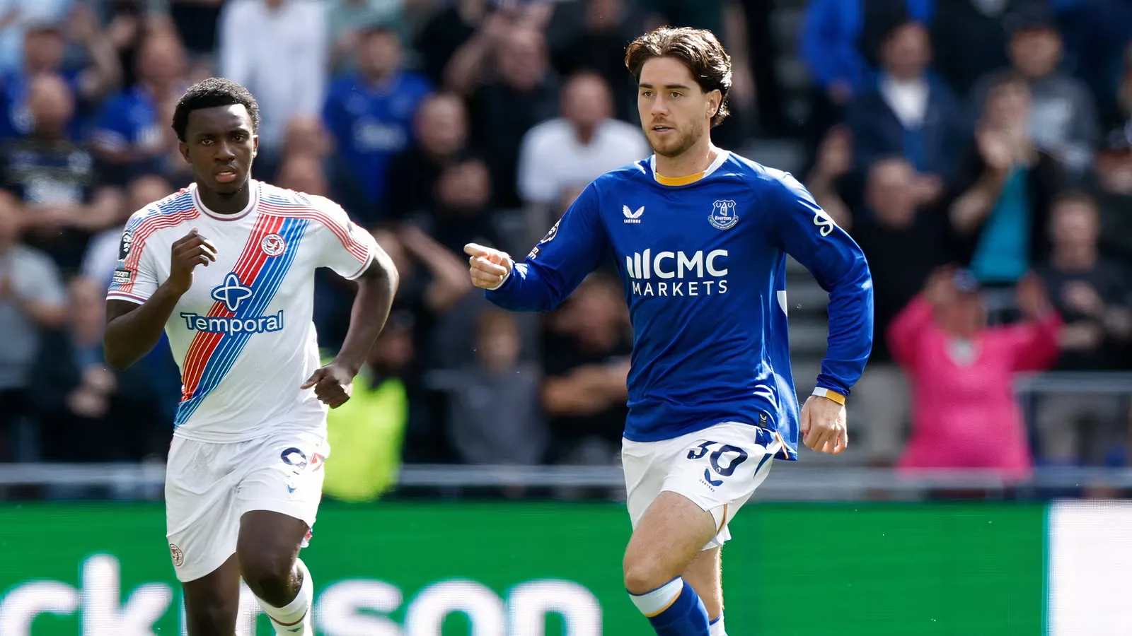 Everton Incar Pape Matar Sarr: Gelandang Rp600 Miliar untuk Gantikan Peran Gana Gueye?