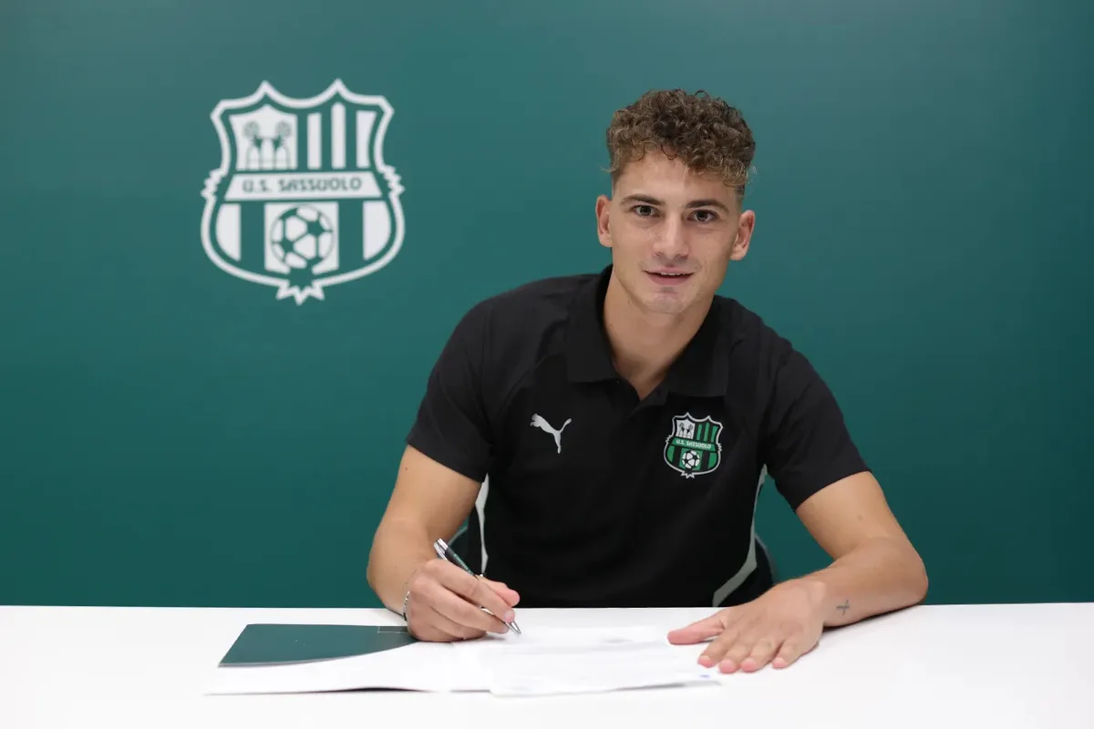 Sassuolo Resmi Rekrut Sebastiano Esposito, Cagliari Dapat Riccardo Ciervo