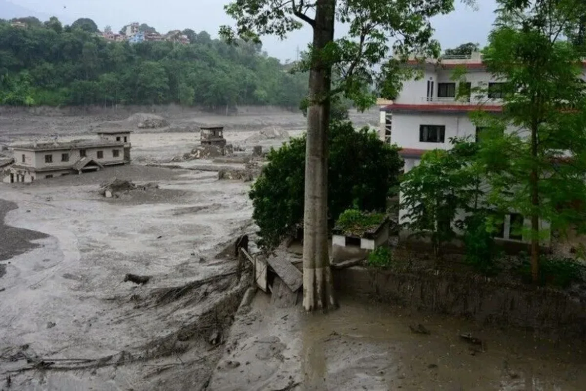 Banjir Bandang Nepal-China Tewaskan 633 Orang, Hampir 3.000 Warga Masih Hilang
