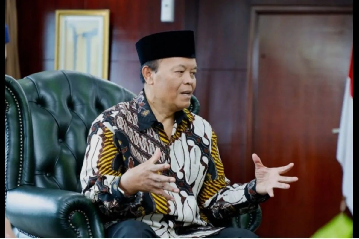 Desil DTSEN Ancam Putus KIP Kuliah, HNW Desak Verifikasi Lapangan Sebelum Bantuan Dihentikan