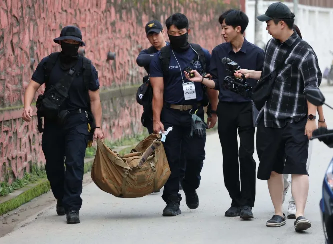 Tim SAR Korea Selatan Beralih ke Operasi Darat di Nepal: Misi Mencari Sembilan Warga yang Hilang Terkendala Izin Udara
