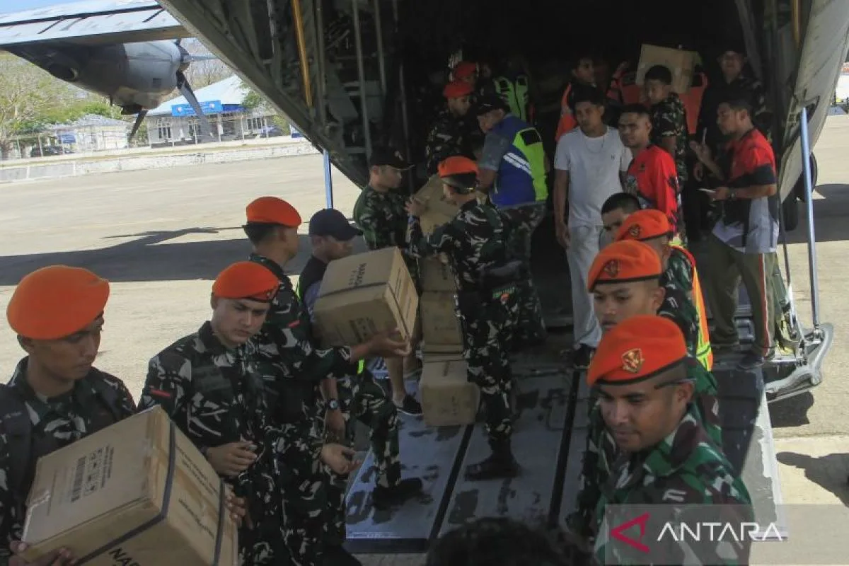 TNI AU Kerahkan Armada Hercules hingga A400M, 729 Ton Bantuan Mengalir ke NTT
