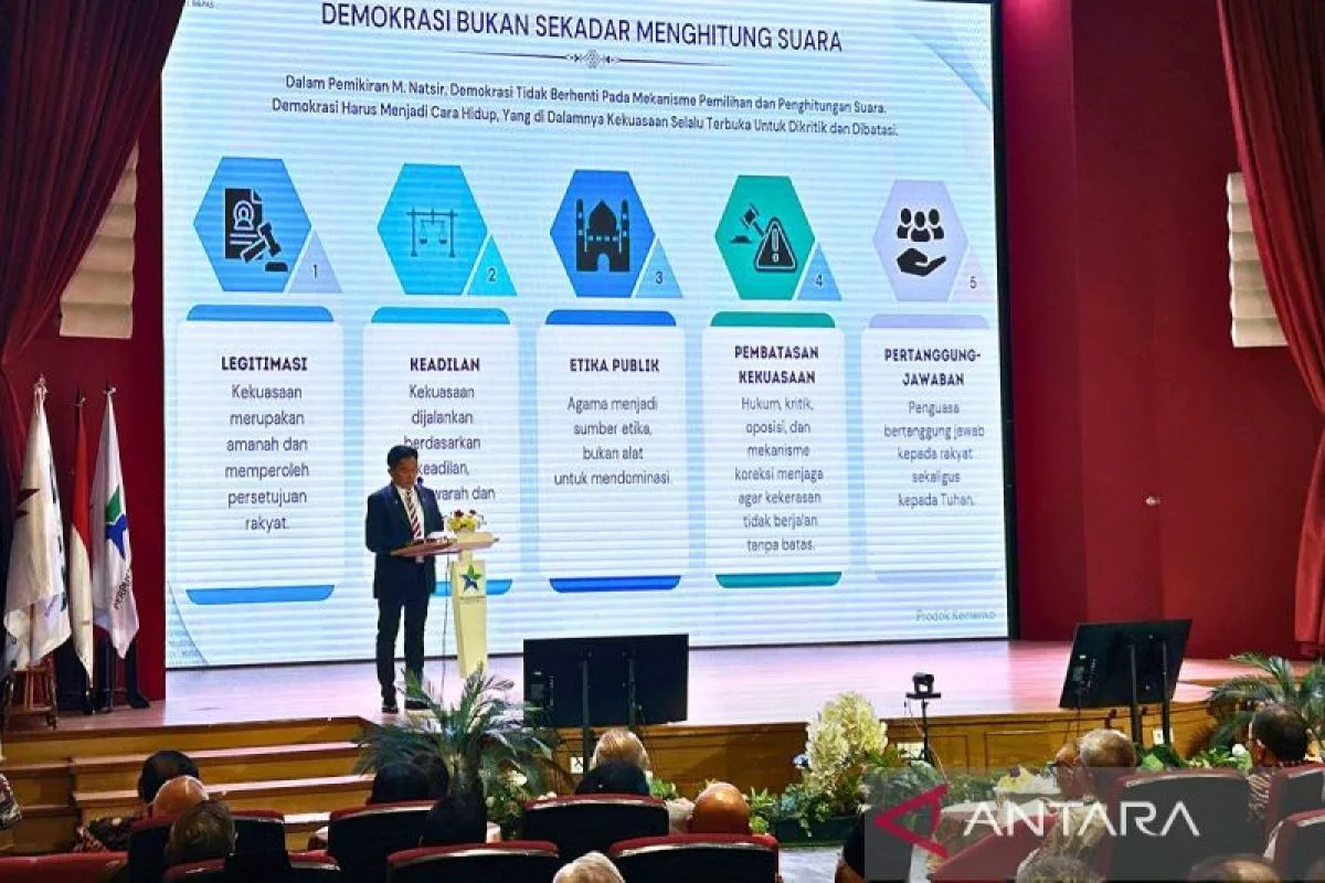 Yusril: Indonesia Butuh Sintesis Etika Natsir dan Teknologi ala Habibie Menuju 2045