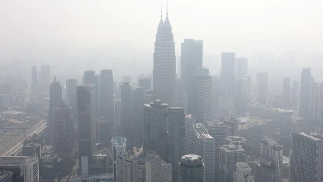 Malaysia Umumkan Status Darurat di Sarawak: Kabut Asap Ancam Kesehatan Warga