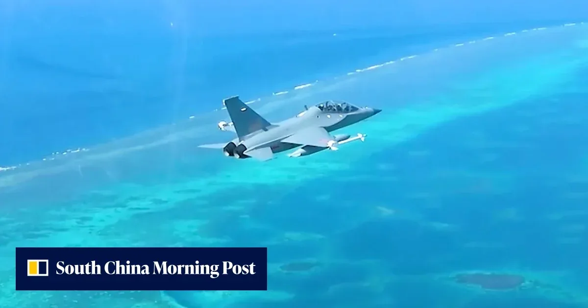 Jet Tempur China Berpeluru Kendali Usir Pesawat Filipina di Laut China Selatan: Taktik Baru yang Lebih Murah?