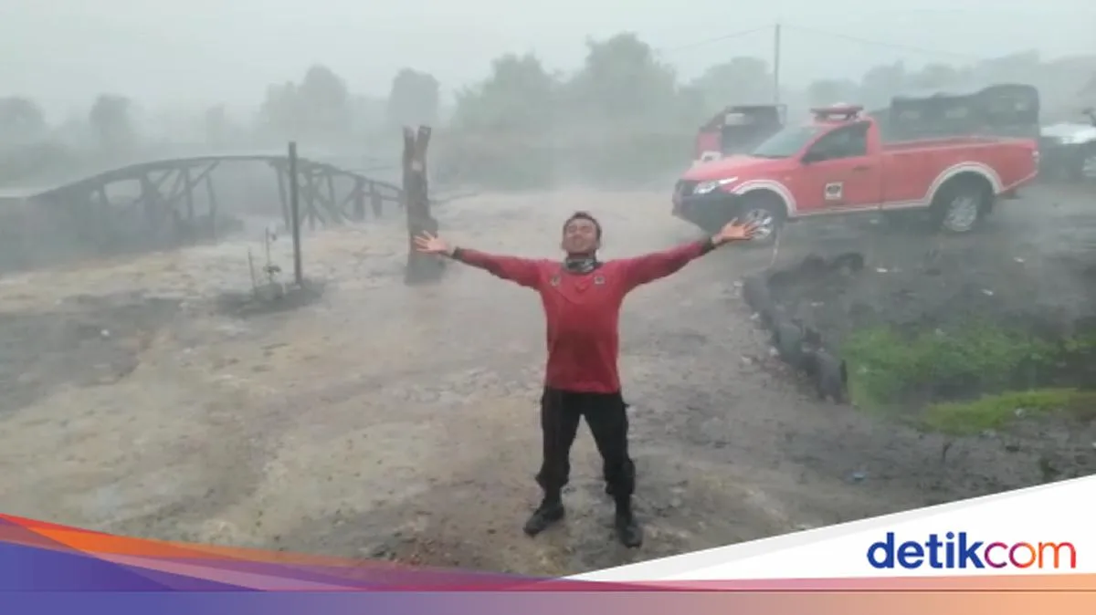 BMKG Perpanjang Operasi Modifikasi Cuaca di Kalbar-Kalteng hingga 14 September: Garam 32 Ton Disebar untuk Redam Karhutla