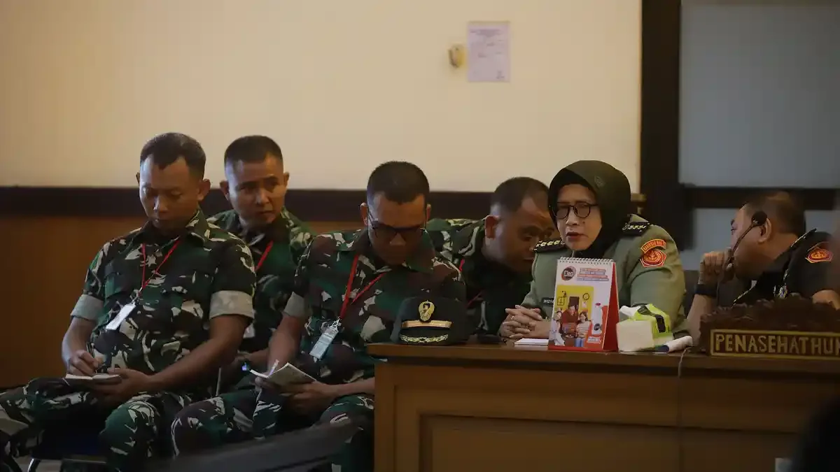Batalnya Pemecatan Prajurit TNI Penyiram Air Keras: Guru Besar Soroti Ketimpangan Sanksi dengan Polri