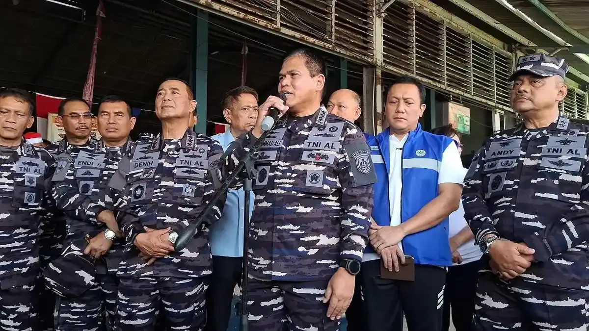 Erupsi Anak Krakatau Masih Berlanjut, TNI AL Pastikan Aktivitas Laut dan Udara Tetap Terpantau