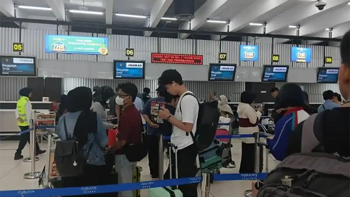 Erupsi Anak Krakatau Meluas, Empat Bandara Alternatif Disiagakan 24 Jam