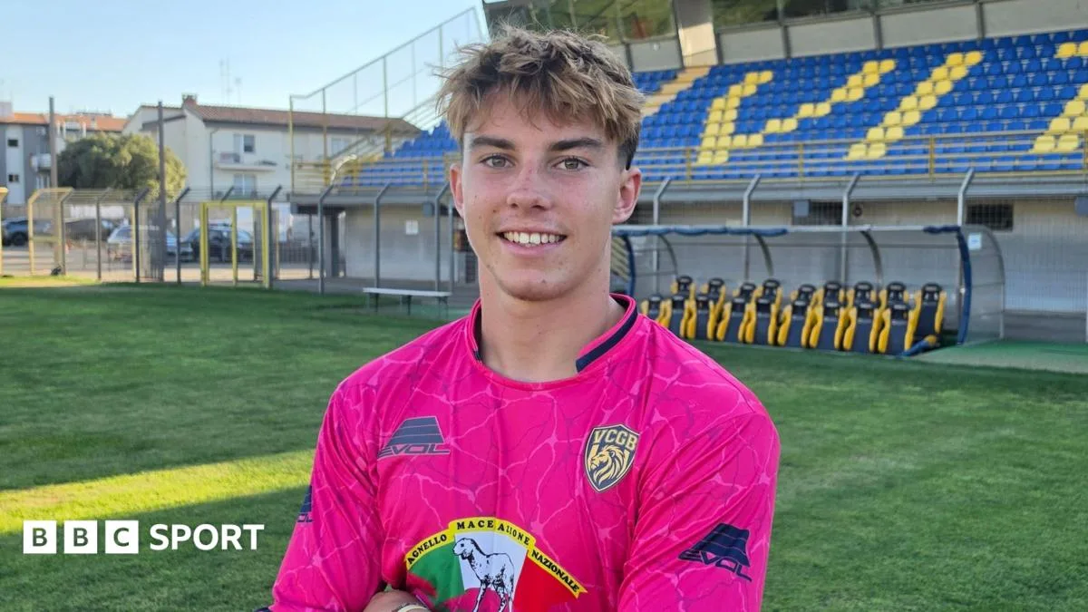 Kiper 18 Tahun Tempuh 2.000 Mil dengan Van untuk Cari Klub, Berakhir di Italia