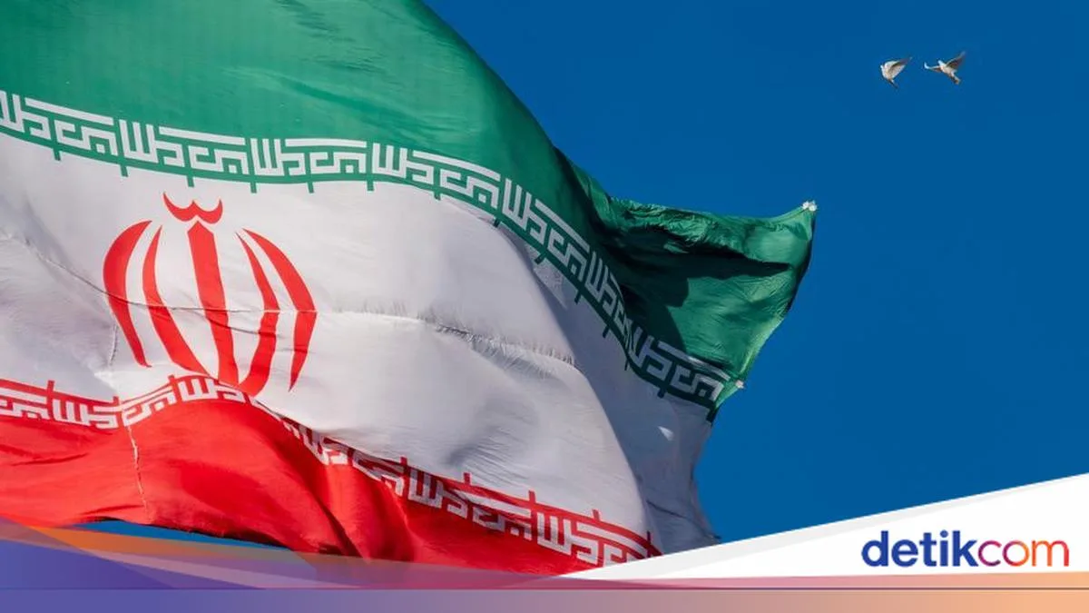 Iran Perluas Ancaman: Zona Eksklusi Maritim Teluk Persia dan Rudal Baru Menguji Kesabaran AS