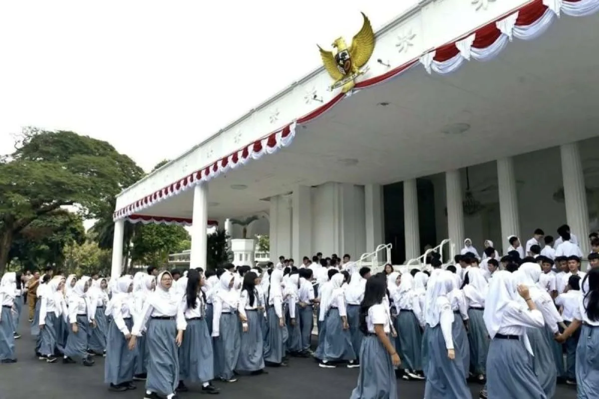 Istana Buka Pintu untuk 239 Siswa SMAN 37: Belajar Sejarah Langsung di Pusat Pemerintahan