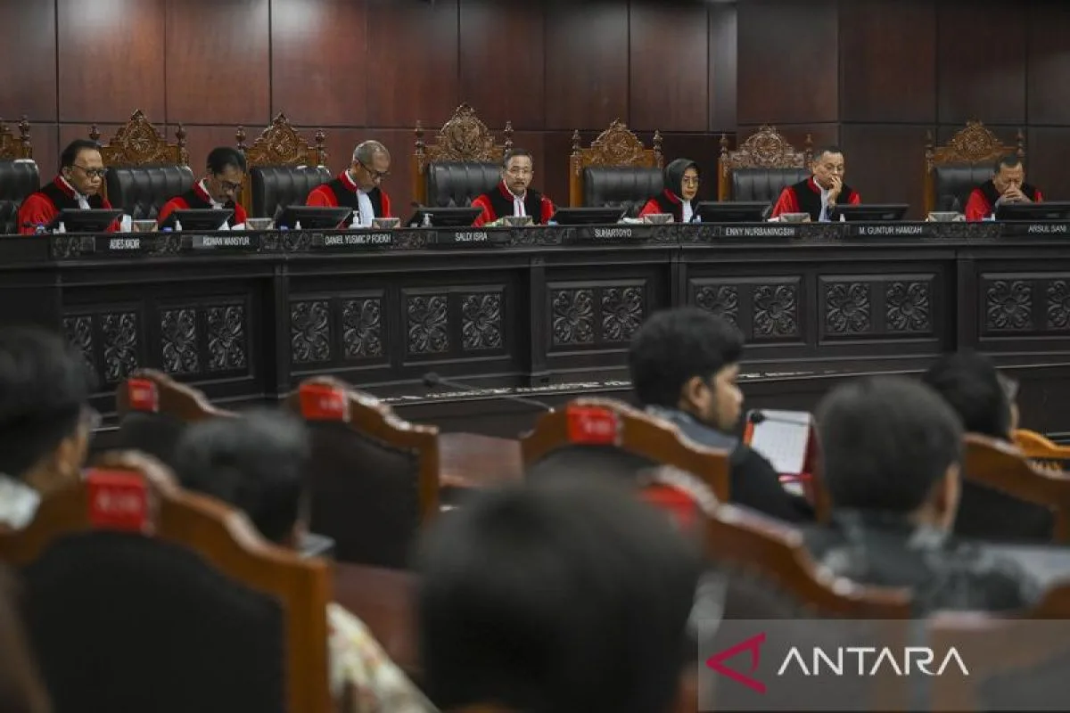 Constitutional Court Rules on 18 Judicial Review Cases Today: From MBG, State Budget, to OJK
