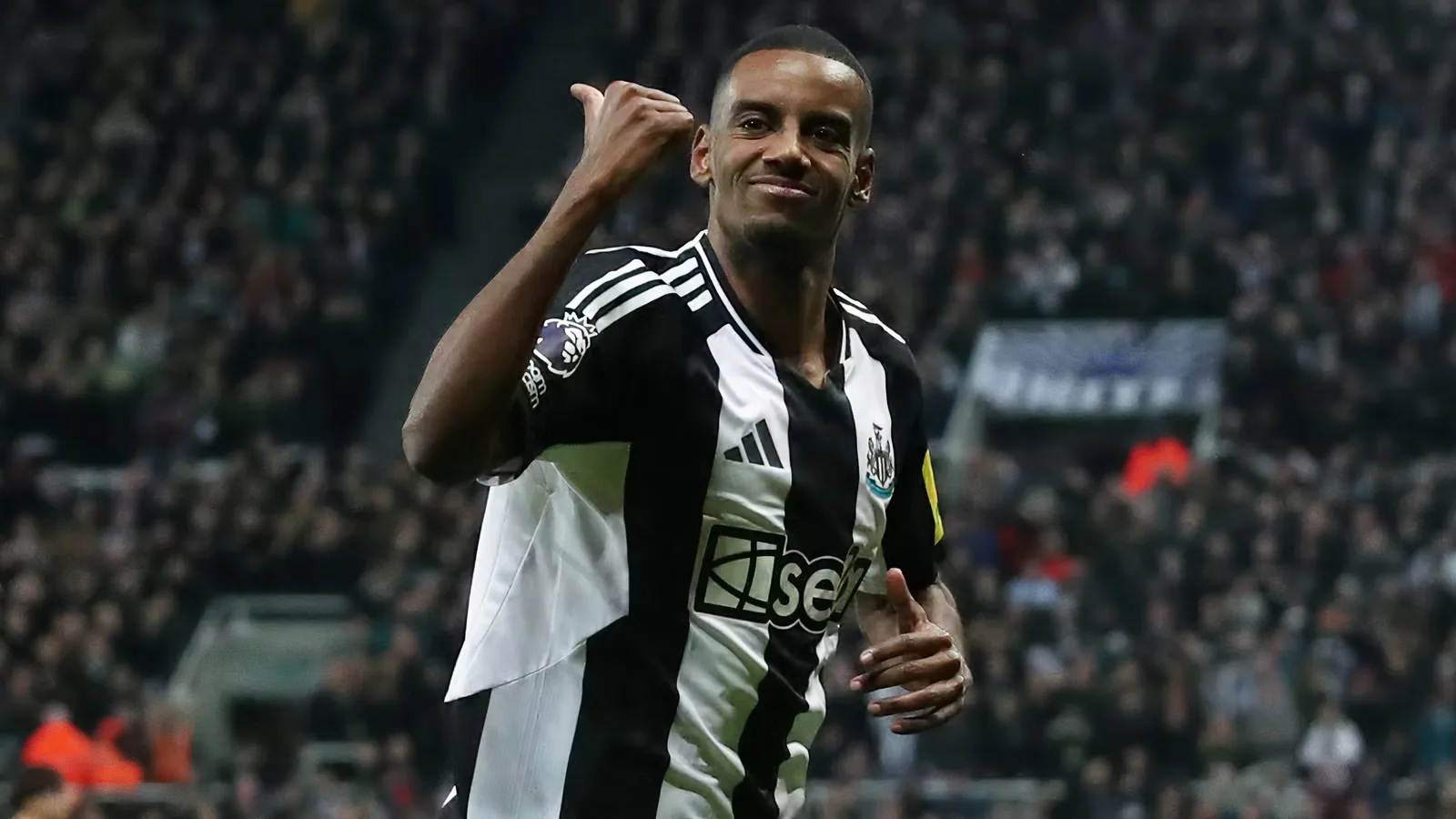 Newcastle Unearths 'New Isak' in Sean Steur: £23M Investment, £100M Potential