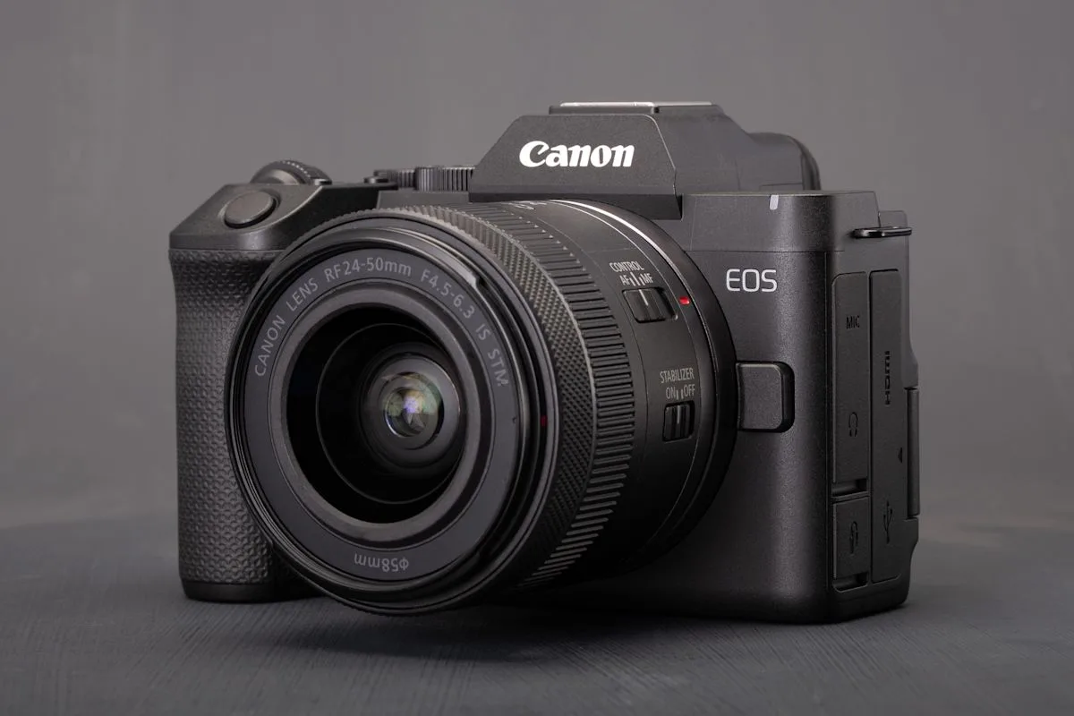 Canon EOS R8 II vs Nikon Z5II: Duel Kamera Full-Frame di Bawah $2.000, Siapa Layak Dibawa Pulang?
