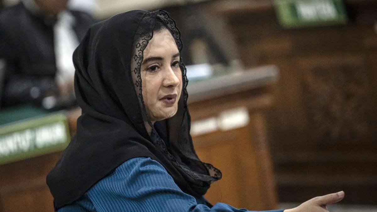 Bupati Pekalongan Nonaktif Fadia Arafiq Dituntut 5 Tahun Penjara dan Denda Rp250 Juta oleh KPK