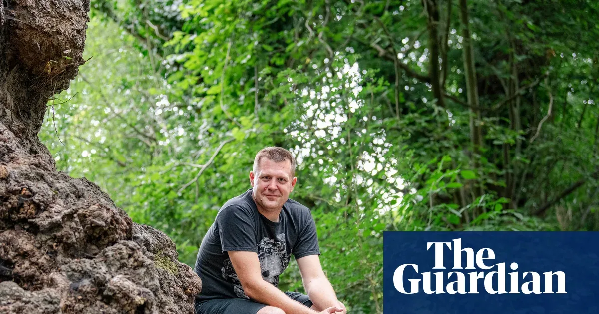 Joe Harkness, Author of 'Bird Therapy', Dies at 39: A Legacy of Nature Therapy for Mental Health