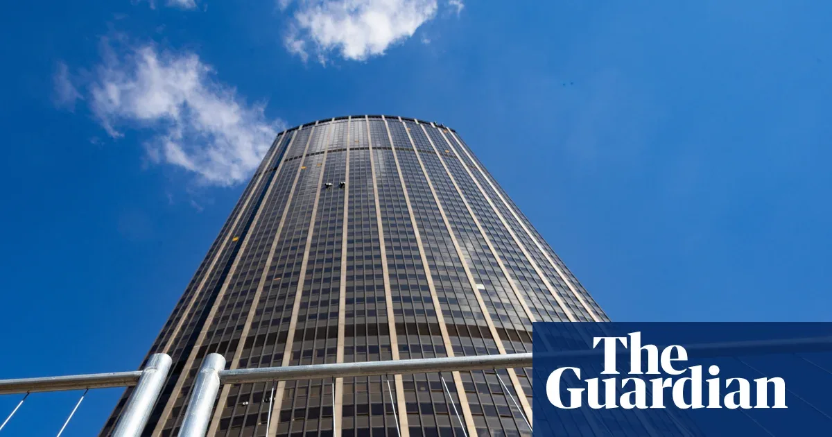 Montparnasse Tower Renovation in Paris Fails, Shareholders Reject Rp14 Trillion Project