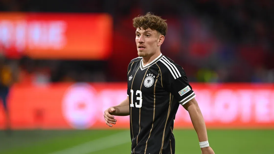 Philipp Treu, a Convincing Debut in Germany's Long-Empty Back Line
