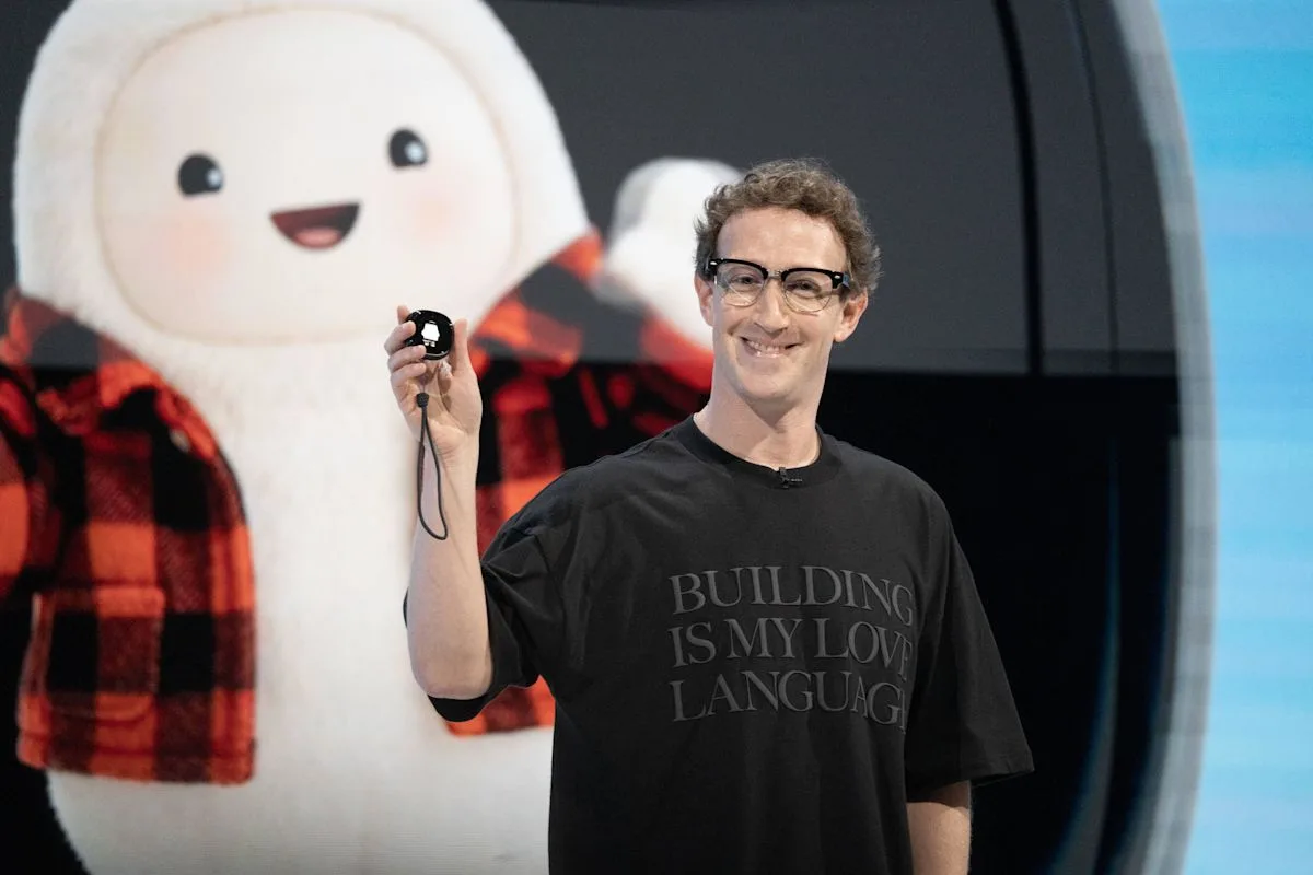 AI Gadgets Flood the Market: From Smart Pendants to Smart Glasses, Are Consumers Ready?