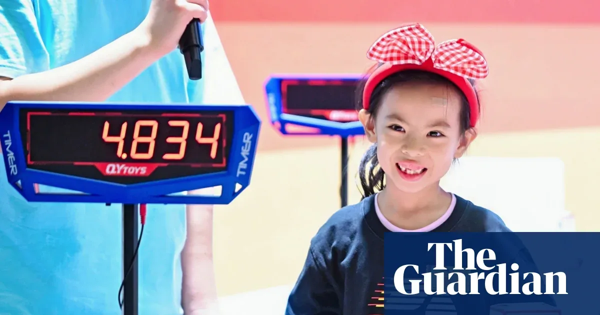 Six-Year-Old Girl Breaks Rubik's World Record, Here's the Secret Behind It