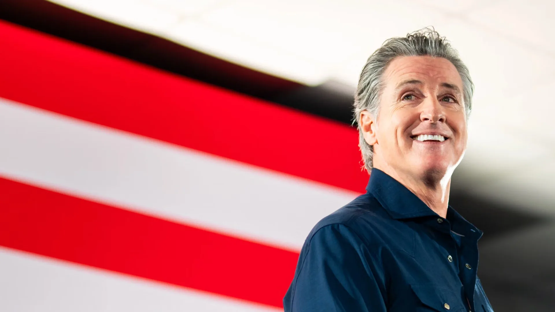 Newsom Larang Pejabat California Terbitkan Memecoin, Sebut 'Kebalikan Trump'