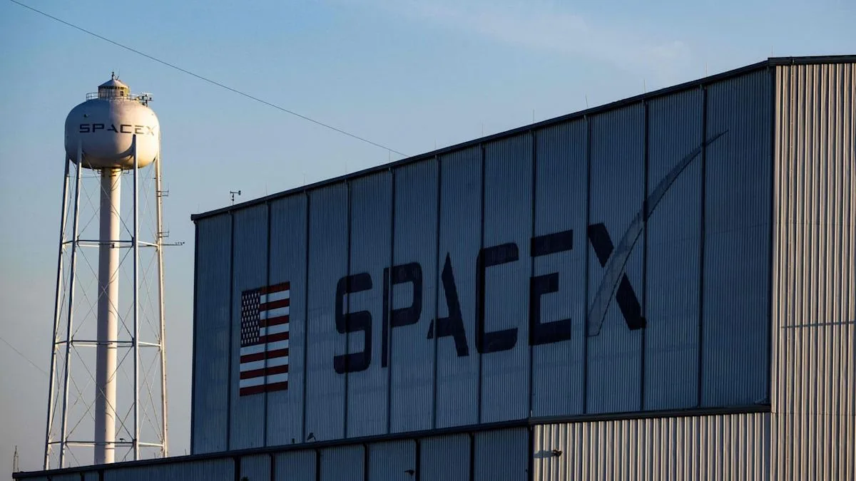 Starship SpaceX Sukses Mengorbit, Bawa 26 Satelit Starlink V3