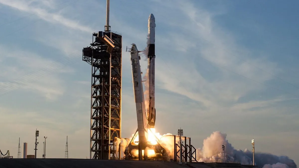 SpaceX Jadwalkan Tiga Peluncuran dalam 13 Jam, Uji Ketahanan Armada Roket