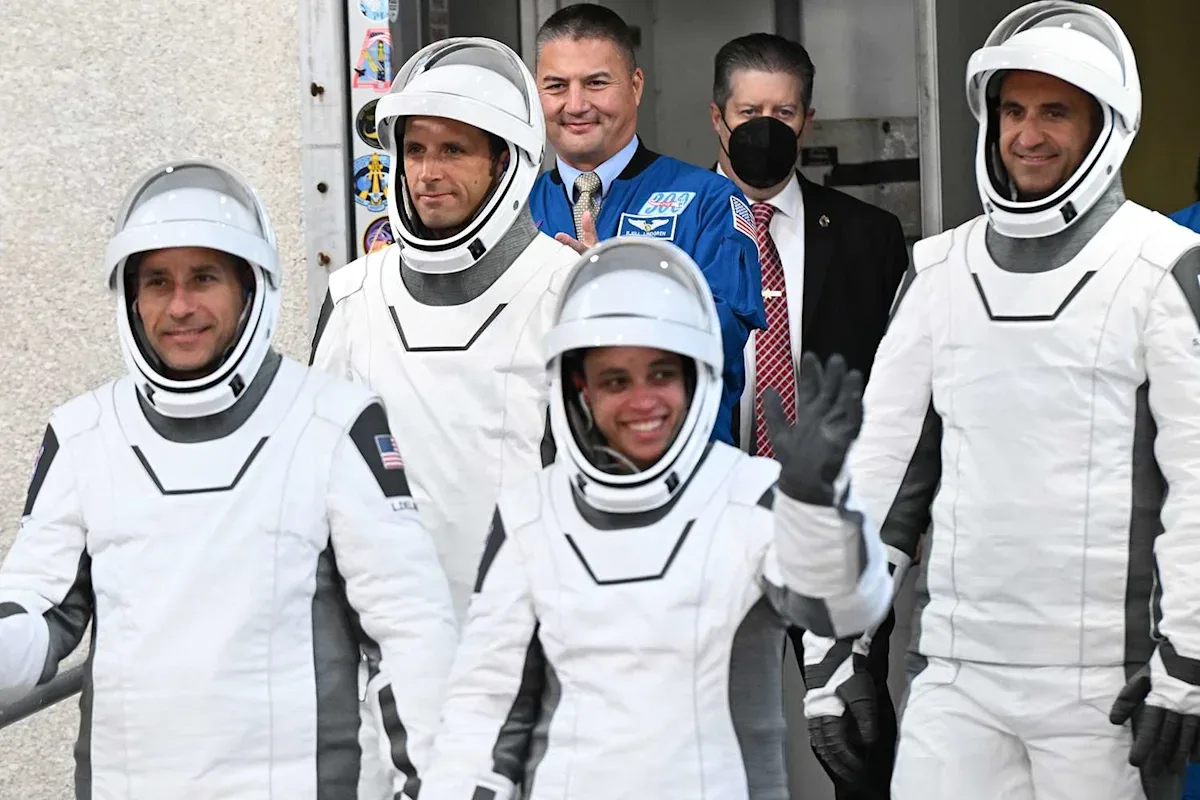 Misi Crew-13 Dimulai, Astronaut Kanada akan Saksikan Kelahiran Anak dari Orbit