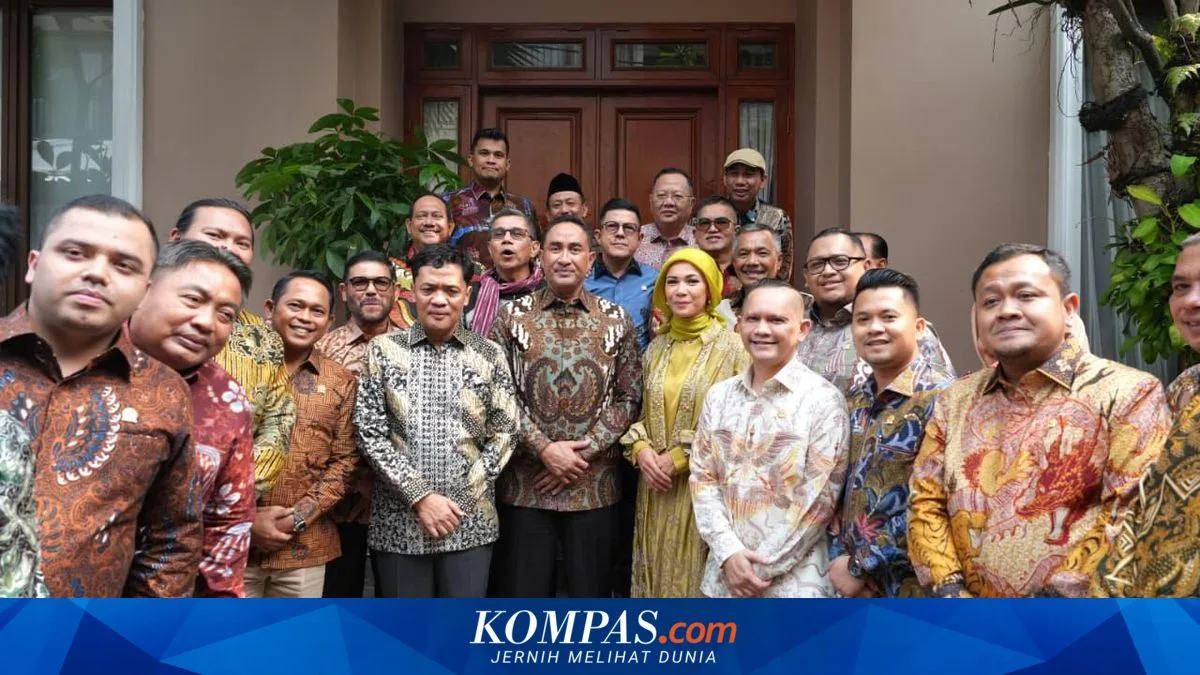 House Commission III Visits New Police Chief's Home, a Signal of Support and a Critical Note