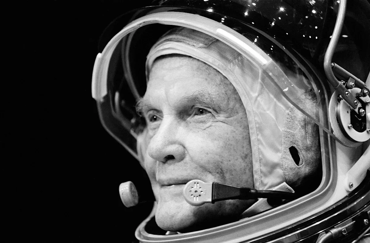 John Glenn: Dari Friendship 7 ke Discovery, Astronaut Tertua yang Mengorbit Bumi