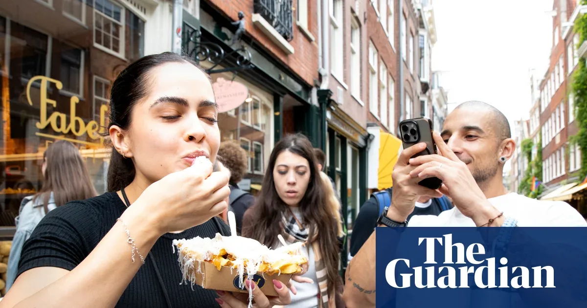 TikTok-Viral Chip Shop in Amsterdam Taken to Court as Residents Complain of Trash and Rats