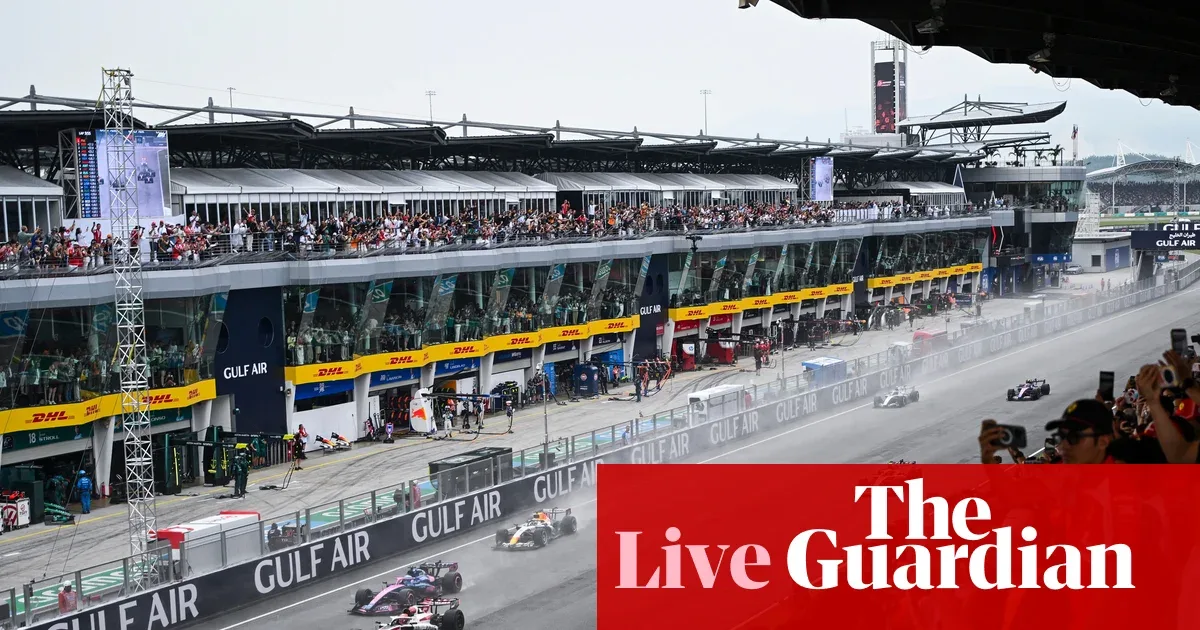 GP Bahrain di Malaysia: Start Kacau, Verstappen Pole, Balapan Sempat Ditunda
