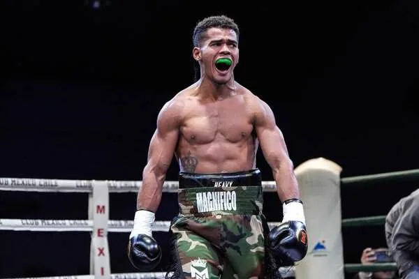 Núñez Kembali ke Ring: Duel Panas Lawan Flores di El Paso 13 November