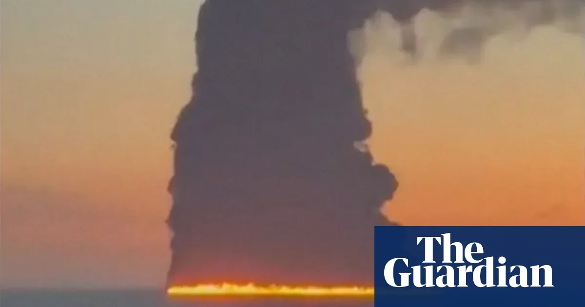 Drone Laut Serang Tanker di Lepas Pantai Sochi, Api Membara di Laut Hitam
