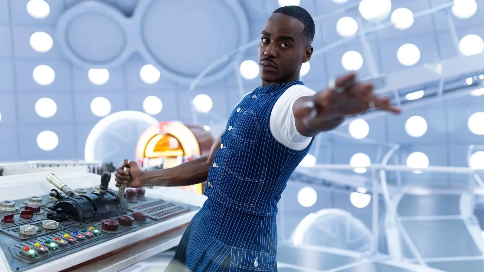 Doctor Who Cari Showrunner Baru: Jed Mercurio hingga World Productions Masuk Bursa
