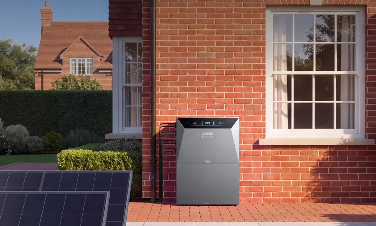 Baterai 10 kWh di Rumah Inggris Pangkas Tagihan Listrik: Uji Coba Satu Minggu, Impor Siang Turun Drastis