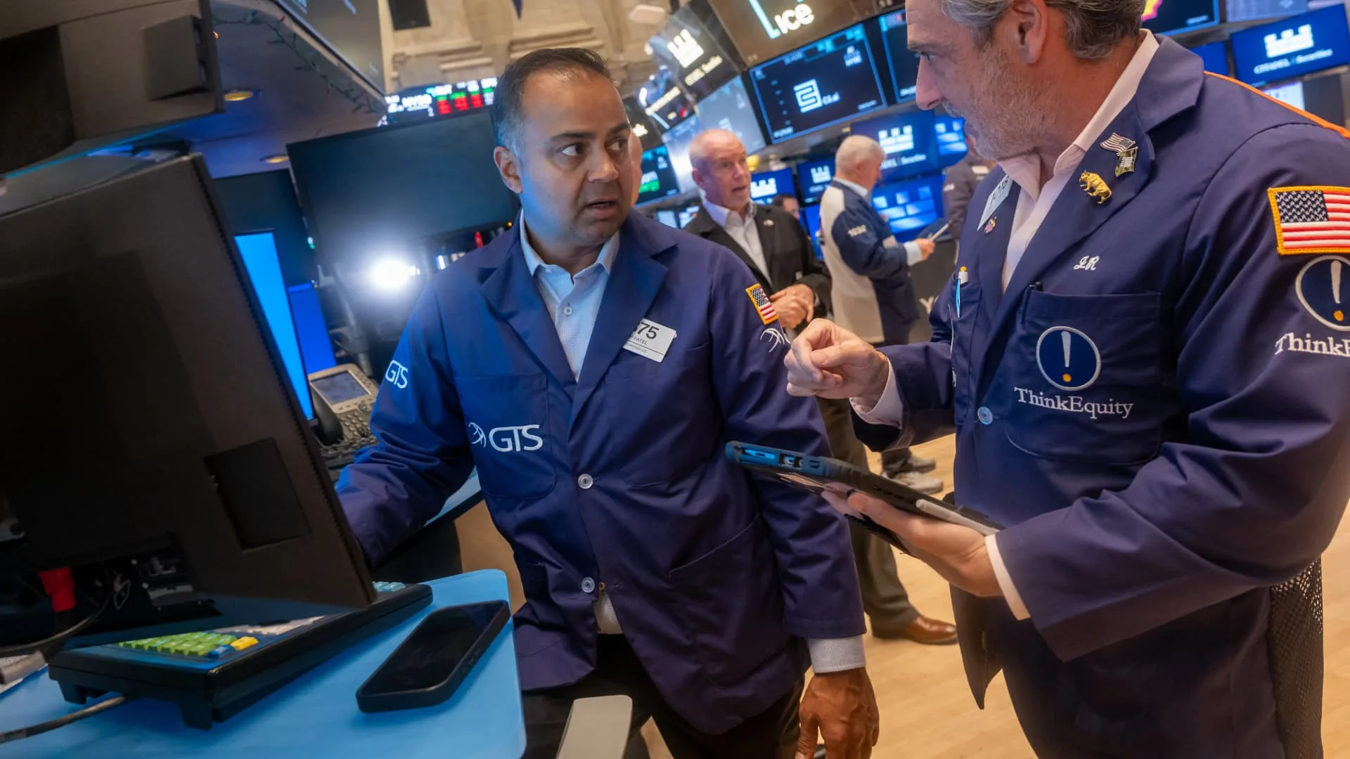 Imbal Hasil Obligasi AS Sentuh Level Tertinggi 24 Tahun, Wall Street Tertekan