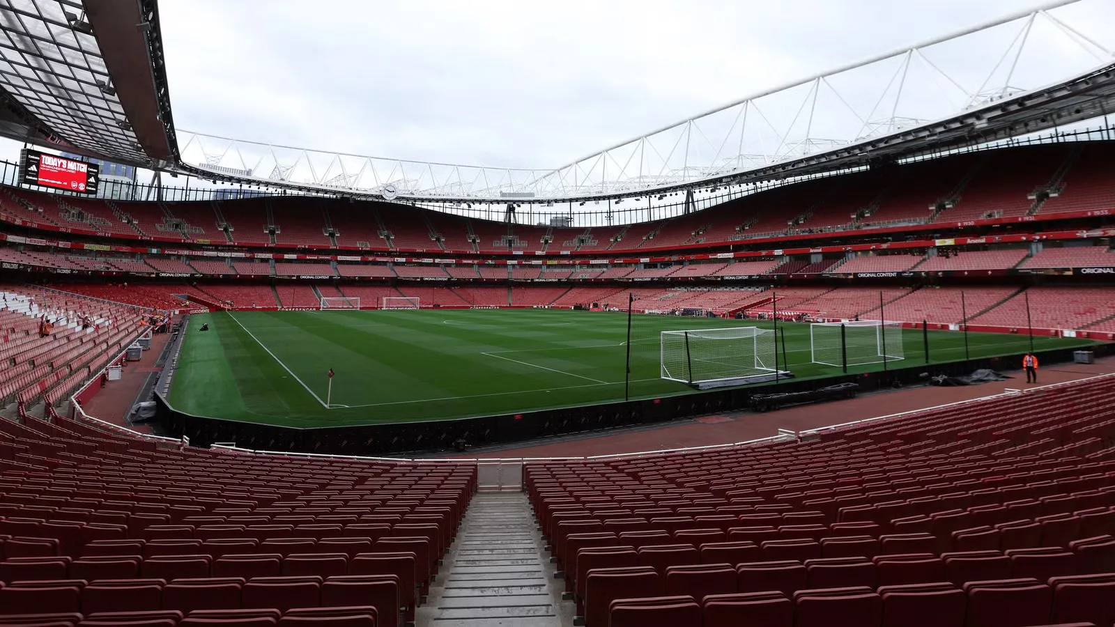 Arsenal Incar Olise, tapi Bintang Bayern Itu Ogah Kembali ke Premier League