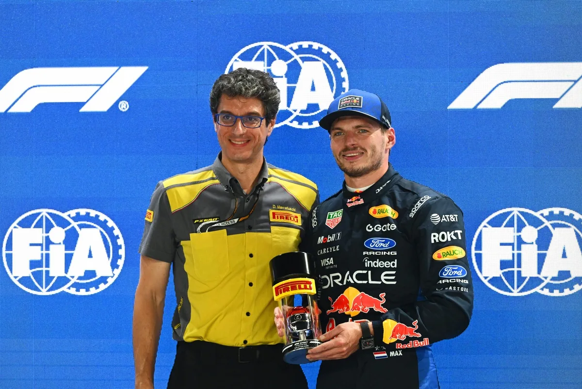 Verstappen Cetak Sejarah di Marina Bay: Pole Sprint Pertama, Pirelli Soroti Taktik Berbeda