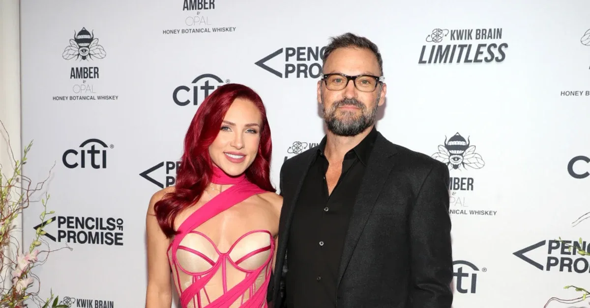 Brian Austin Green Dukung Sharna Burgess di Dancing With the Stars: 'Saya Bangun Pagi, Buatkan Kopi, dan Beri Semangat'