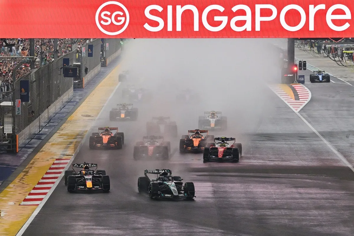 Verstappen Menangi Sprint F1 Singapura, tapi Peringatkan Red Bull: Start Buruk Bisa Hancurkan Balapan