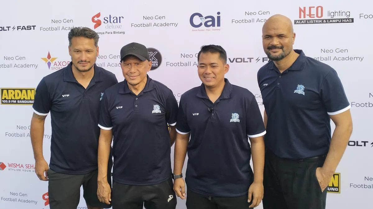 Neo Gen Football Academy Launches in Bandung, Sergio van Dijk Promises International Pathway for Young Talent
