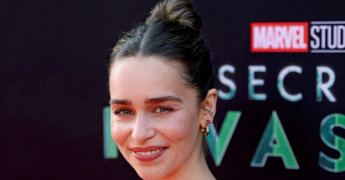 Emilia Clarke Blak-blakan Soal Instagram: '30 Detik Bikin Saya Sengsara'